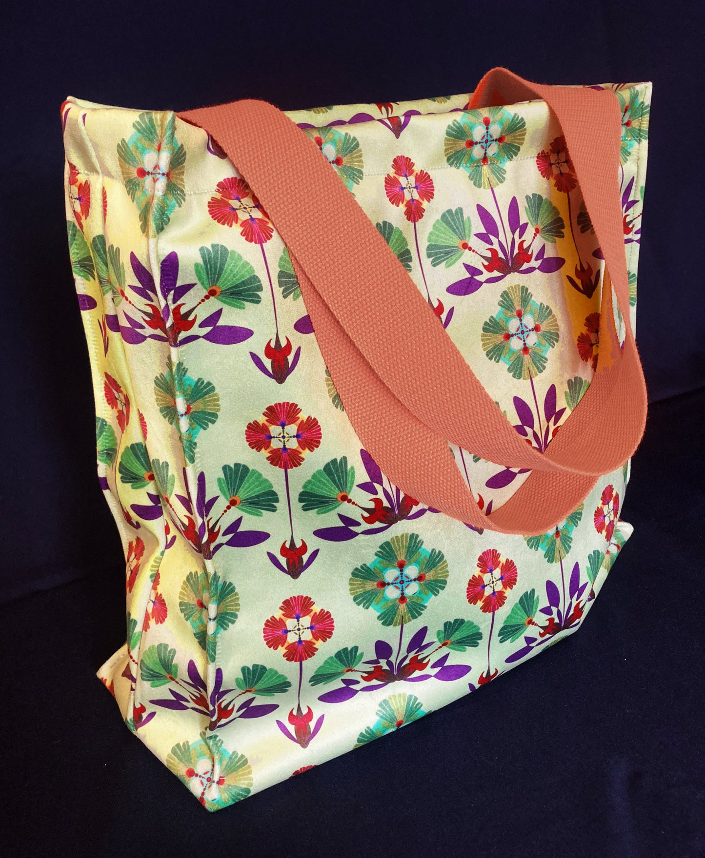 Motif fleur coin clair
