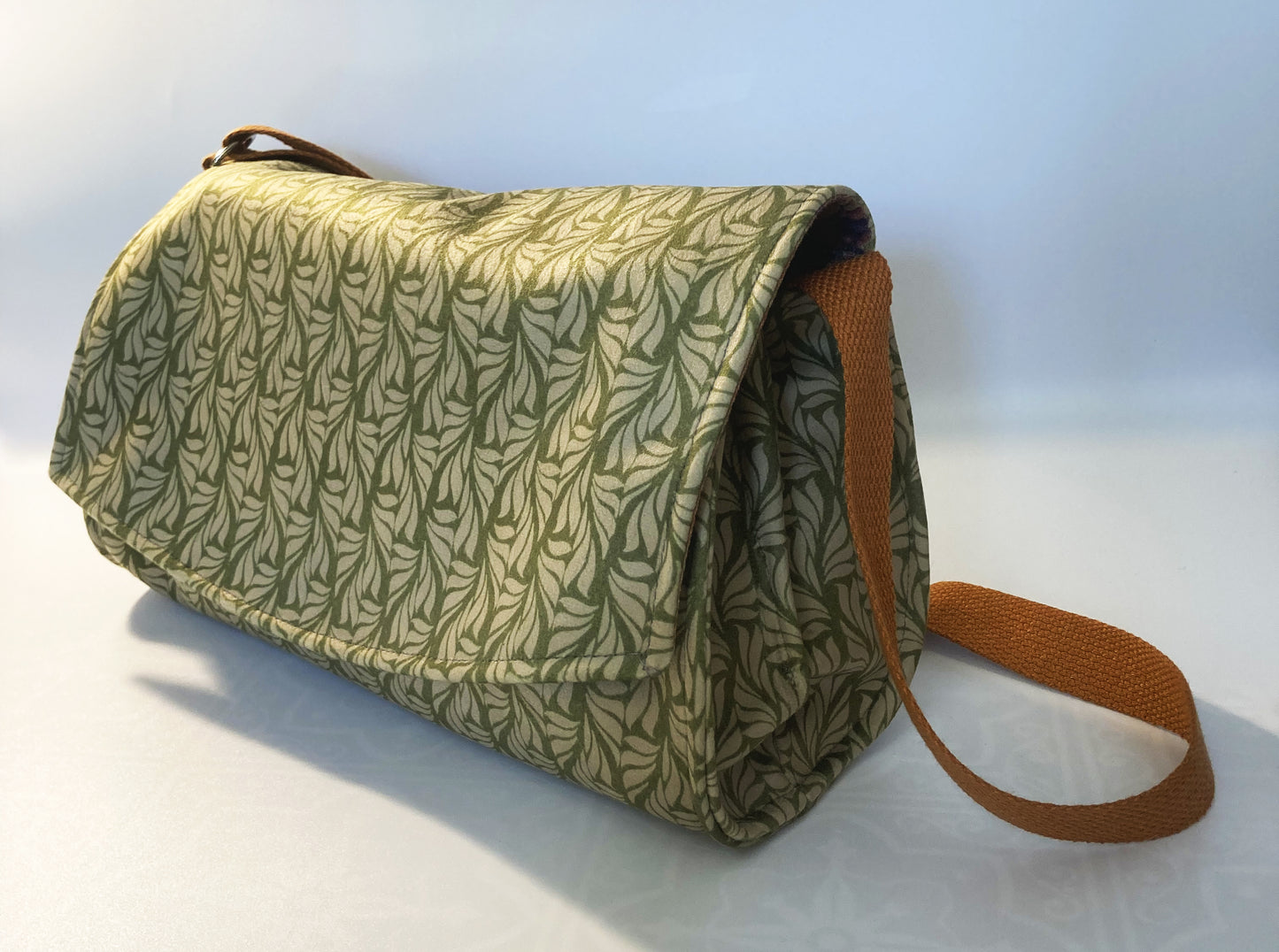 Motif floral, courbes vert